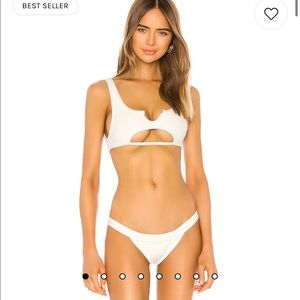 Frankie’s ribbed under boob bikini